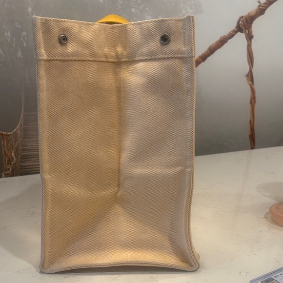 Hermes Bora Bora Canvas Tote - Picture 4 of 16